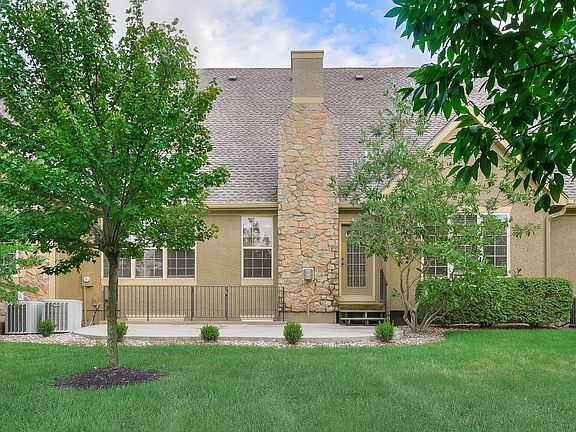 4th image of 14823 Meadow Ln