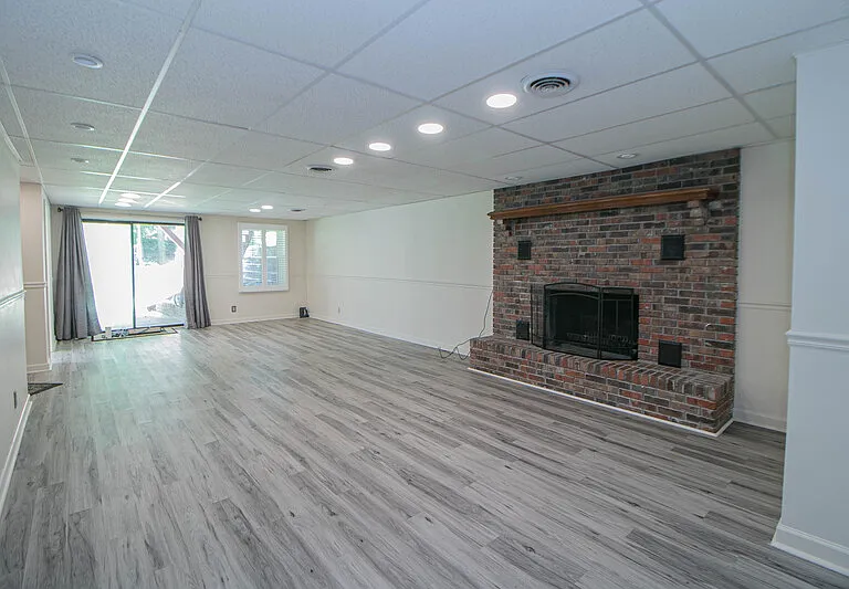 815 Shady Bluff Trl — Photo 13
