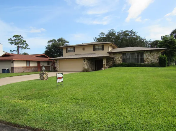 721 Fairway Dr, New Smyrna Beach, FL 32168