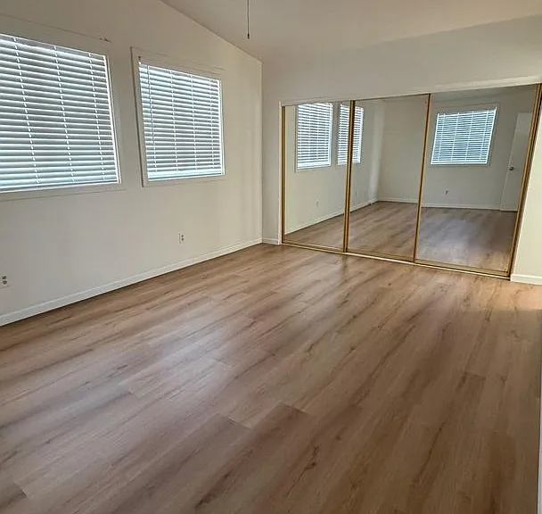 813 Steven St — Photo 10