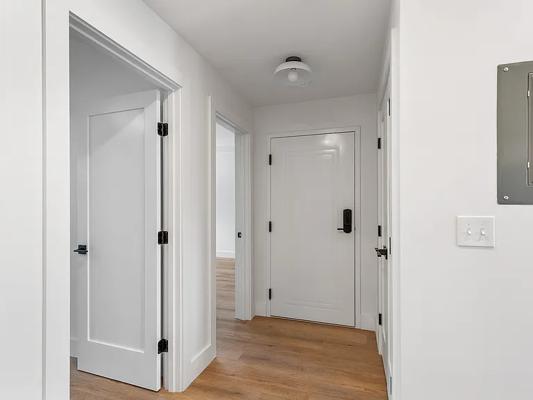 113 Ives Street — Photo 123
