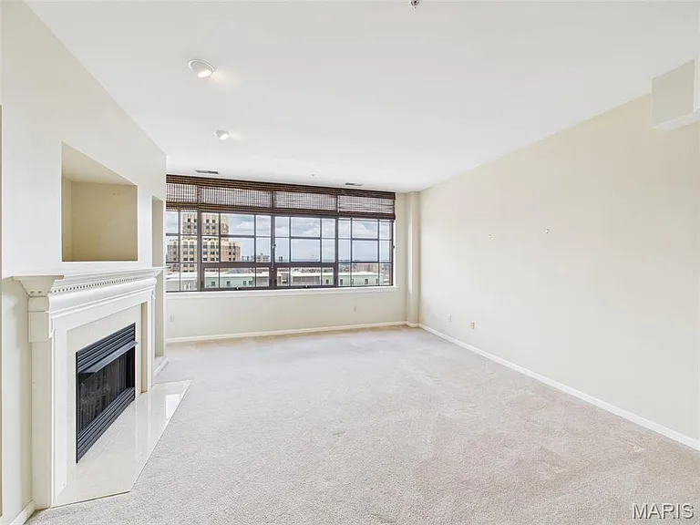400 S 14th St #1204 — Photo 5