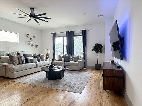 5th image of 508 Avenue L