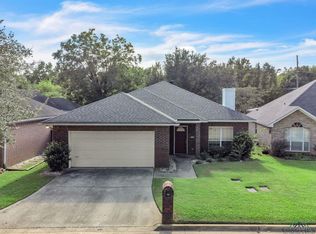 715 Montreal Dr, Longview, TX 75601