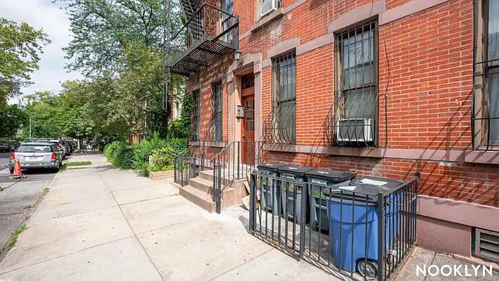 Rented by Nooklyn NYC LLC | media 19