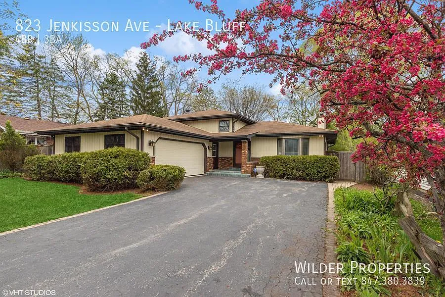 823 Jenkisson Ave photo 1