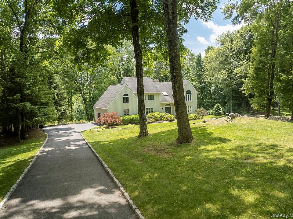 1st image of 12 Hilltop Road