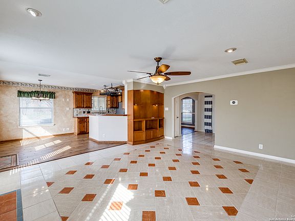 4th image of 6526 Fontana Pt