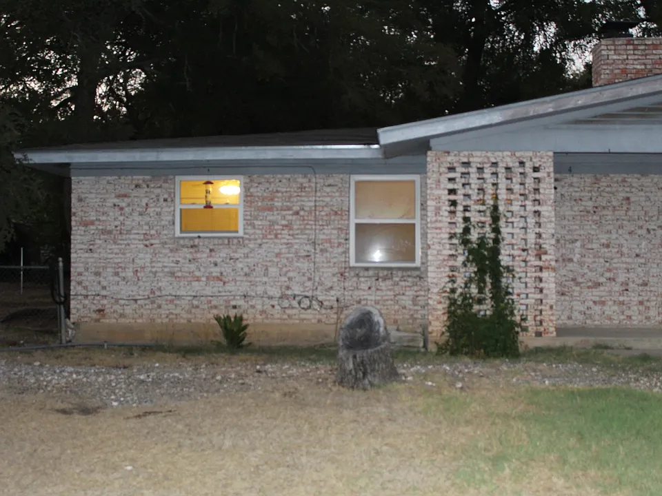 4 Oakmont Cir