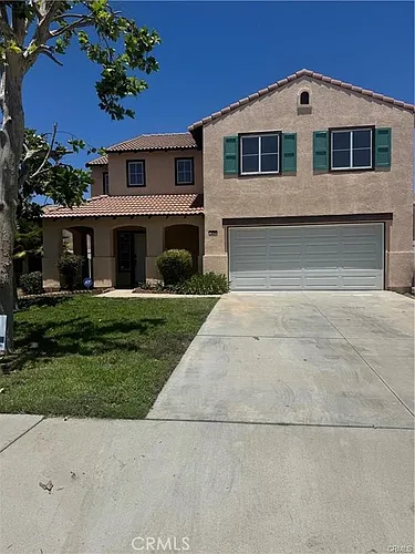 674 Myrtle Ave Photo 1