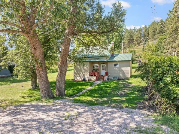 1017 Oak St, Whitewood, SD 57793