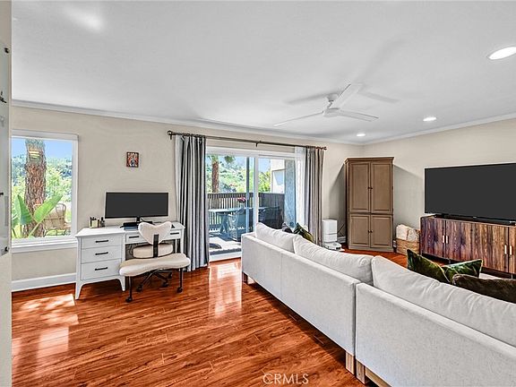 3rd image of 8640 Via Mallorca APT B