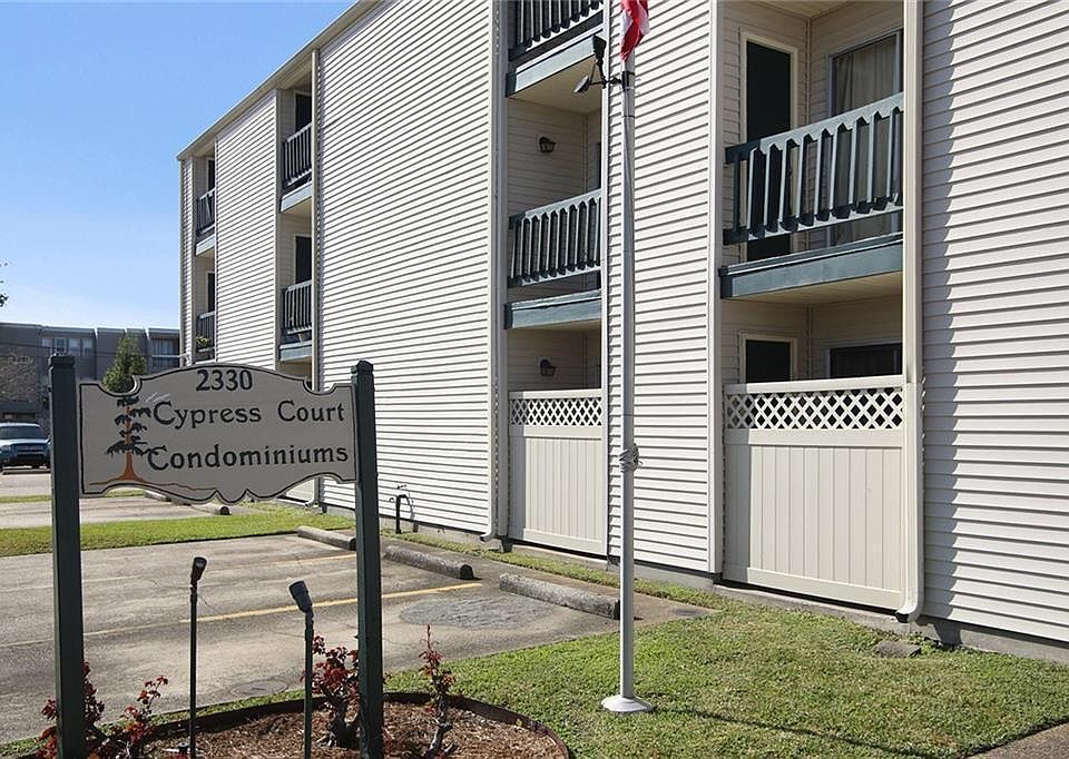 1st image of 2330 Edenborn Ave APT 104
