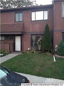 1st image of 48 Arrowood Ct