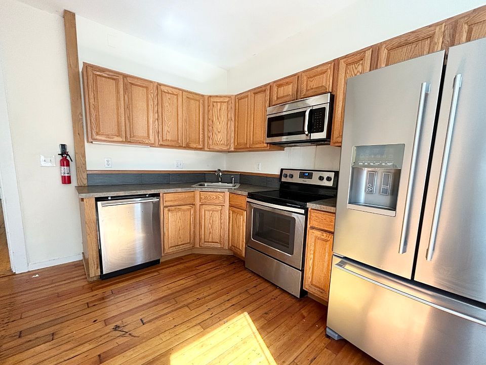 1st image of 1 Folsom Ave #2F