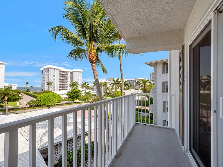 2800 Gulf Shore Blvd N #304 — Photo 29