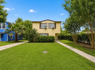 1228 6th Ave N, Texas City, TX 77590