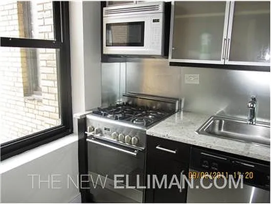 Rented by Douglas Elliman | media 18