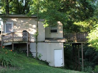 170 Pinetown Rd, Leola, PA 17540