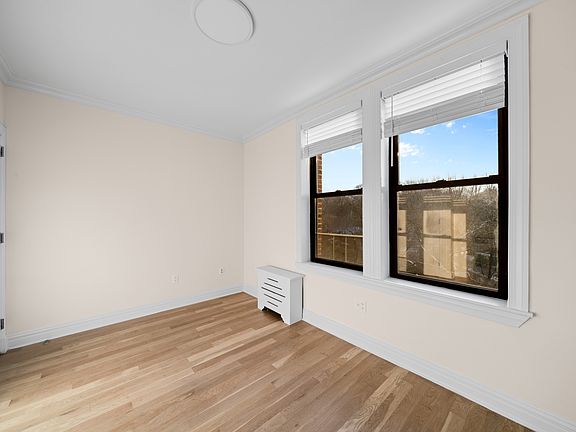 3rd image of 241 Central Park N #64