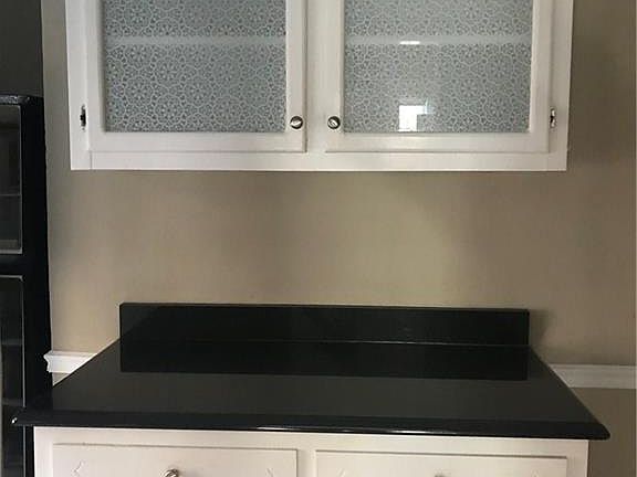 3rd image of 1600 Government St APT 2C