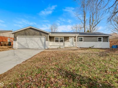 2815 Yellowwood Ct, Columbus, IN, 47203