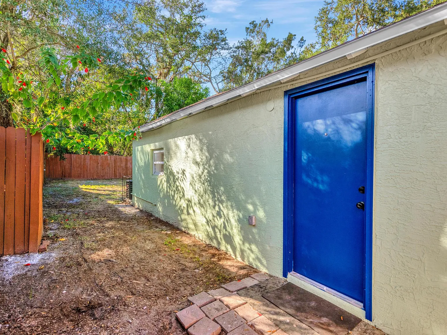 2 bed, 800 sqft, $1,825 — Photo 4