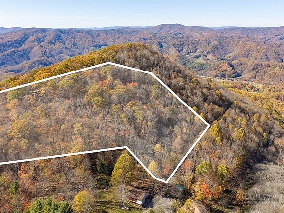 5th image of 567 Goat Mountain Road