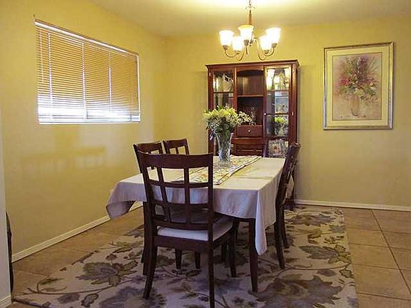4th image of 6004 Cabrillo Dr