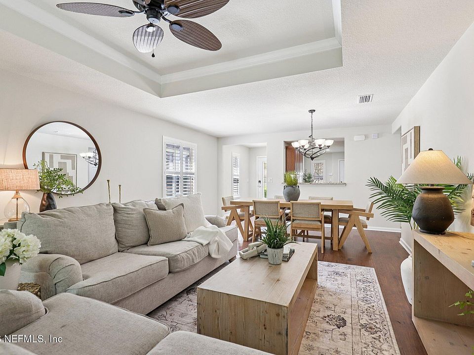 1st image of 48 FAIRHAVEN GLEN Trail