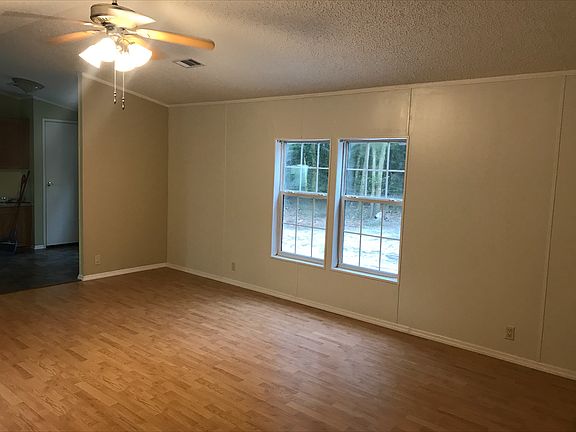 4th image of 214 NE Park Ave
