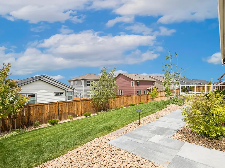 855 N Waterloo Cir — Photo 27