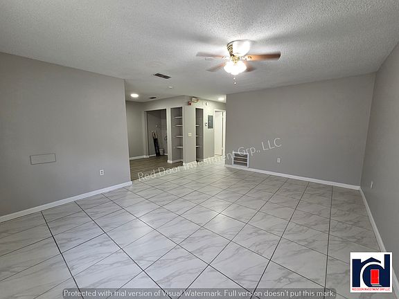 4th image of 3831 NE 41st St #D
