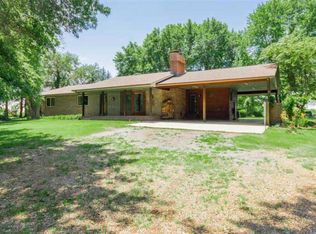 565 E 110th Ave N, Peck, KS 67120