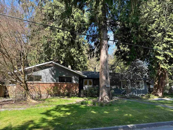 909 Seymour Blvd, North Vancouver, BC V7J 2J7