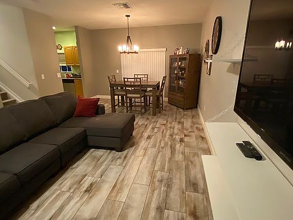 4th image of 7627 N Stonecreek Cir