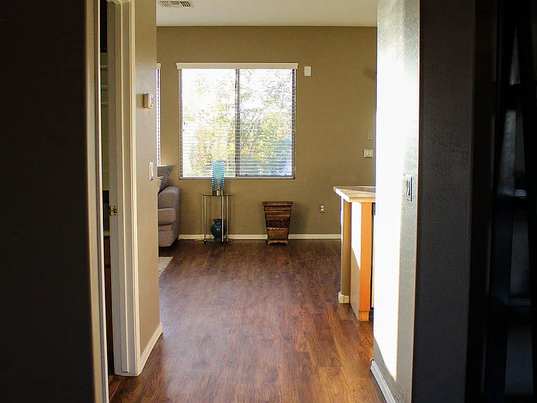 S 74th Ln — Photo 7