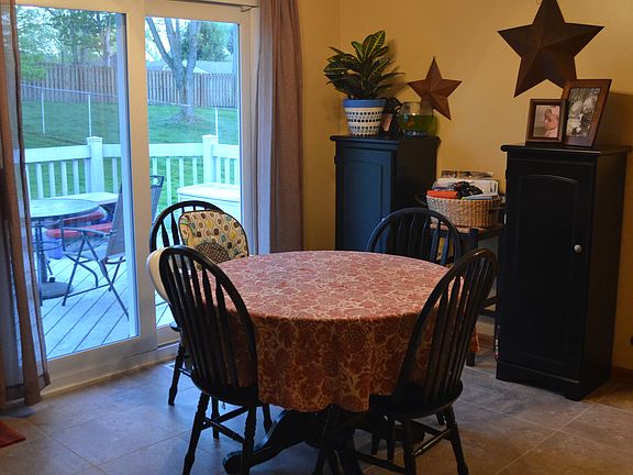 5th image of 2202 E Gilwood Dr