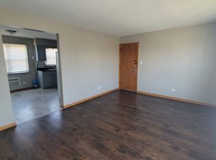 8653 S Tripp Ave #2, Chicago, IL 60652