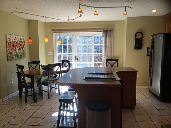 SUN LIT EAT IN KITCHEN