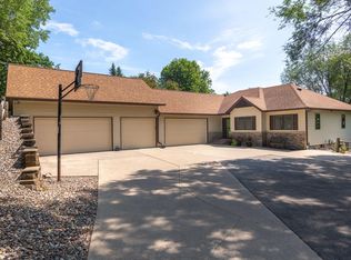 N4960 Oakview Dr, West Salem, WI 54669