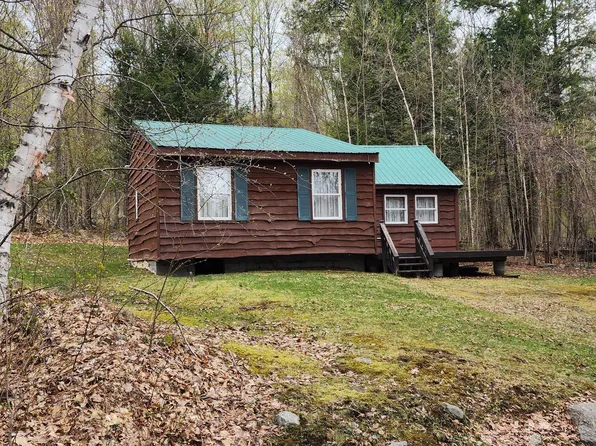 517 Dennie Road, Mayfield, NY 12117