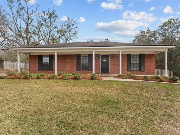 814 Deer Run Dr, Saraland, AL 36571