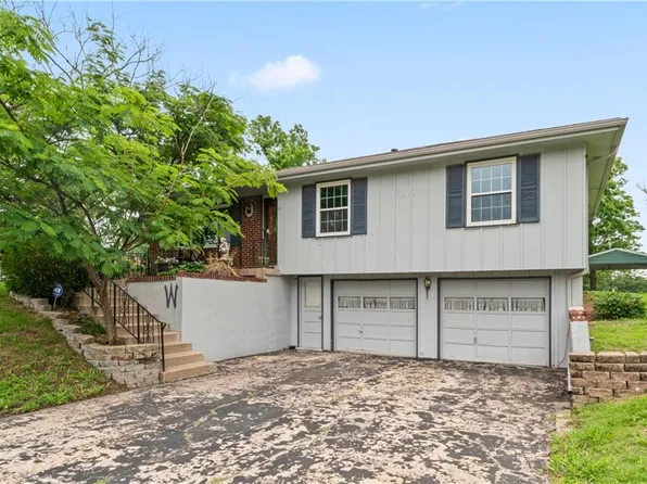 2621 S 65th St, Kansas City, KS 66106