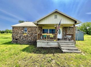 8242 N 530th Rd, Tahlequah, OK 74464