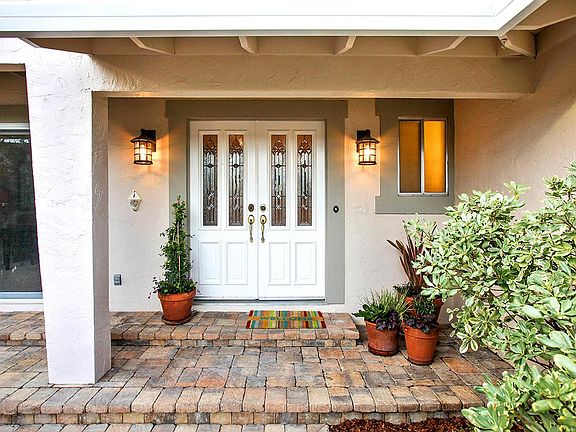 5th image of 1705 Los Altos Dr