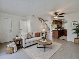 2558 Orange Ave, Costa Mesa, CA