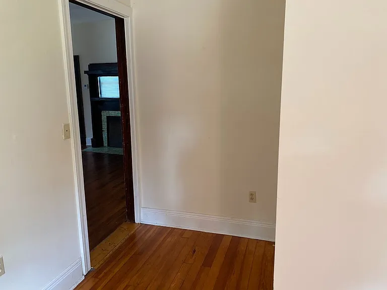 339 Park Ave — Photo 29