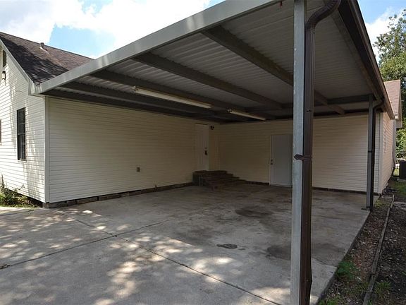 5th image of 2815 Dalton St