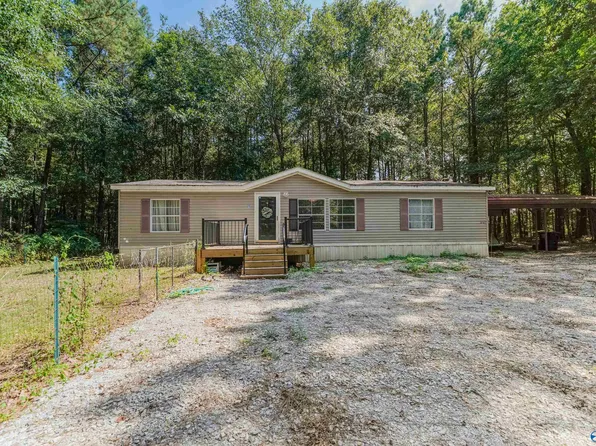 376 Hoover Cir, Toney, AL 35773